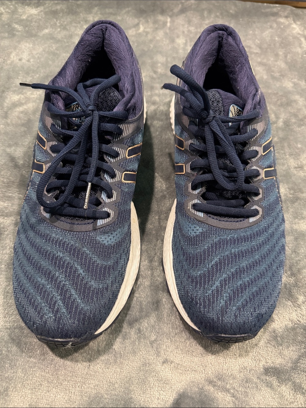 Like New! 💫 Asics Navy Blue  Gel-Nimbus Sneakers
